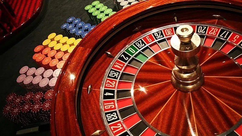 Trước khi bắt đầu đặt cược bạn cần tìm hiểu kỹ luật chơi Roulette trực tuyến tại Gi8 nhé