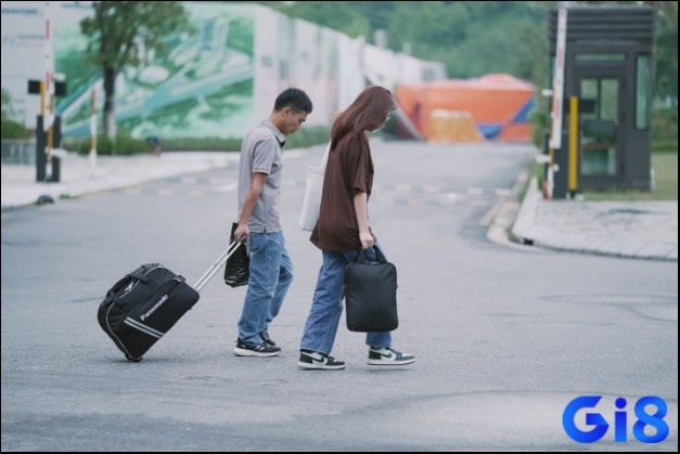 Chiêm bao thấy đi học xa nhà ám chỉ cảm giác bồng bột và mong muốn rời xa sự an toàn